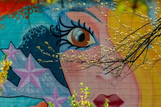 portrait streetart Adrienne